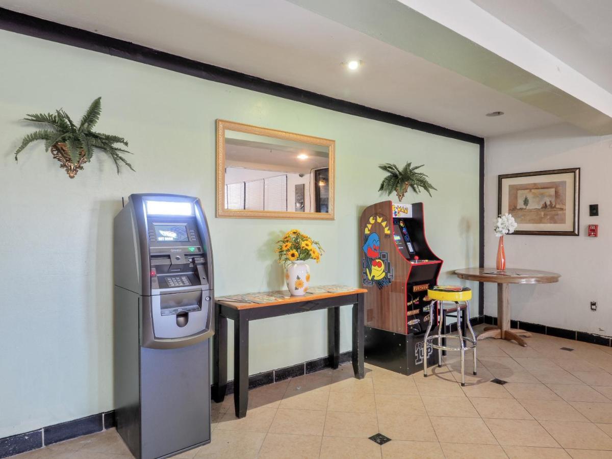 Lonestar Inn & Suites, Erick Ok Hwy 40 By Oyo 外观 照片