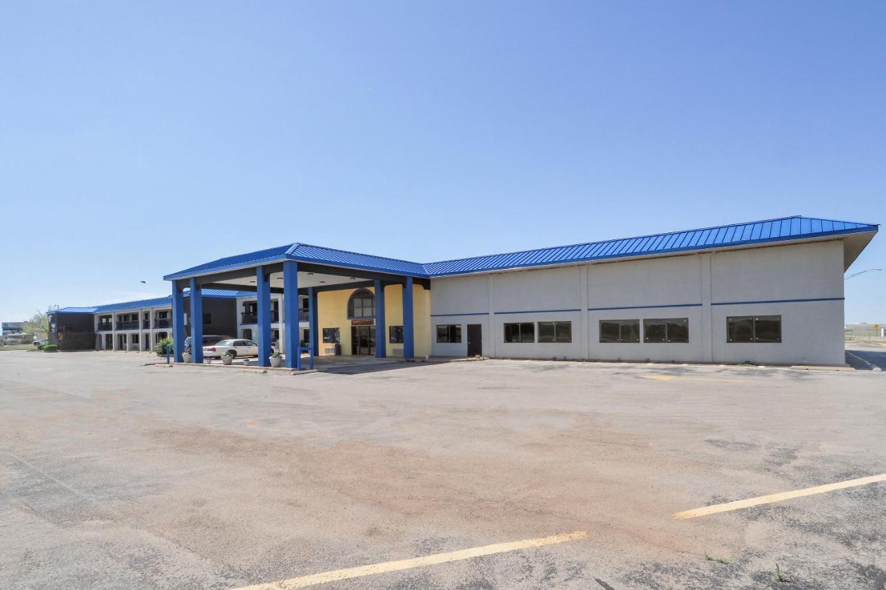 Lonestar Inn & Suites, Erick Ok Hwy 40 By Oyo 外观 照片